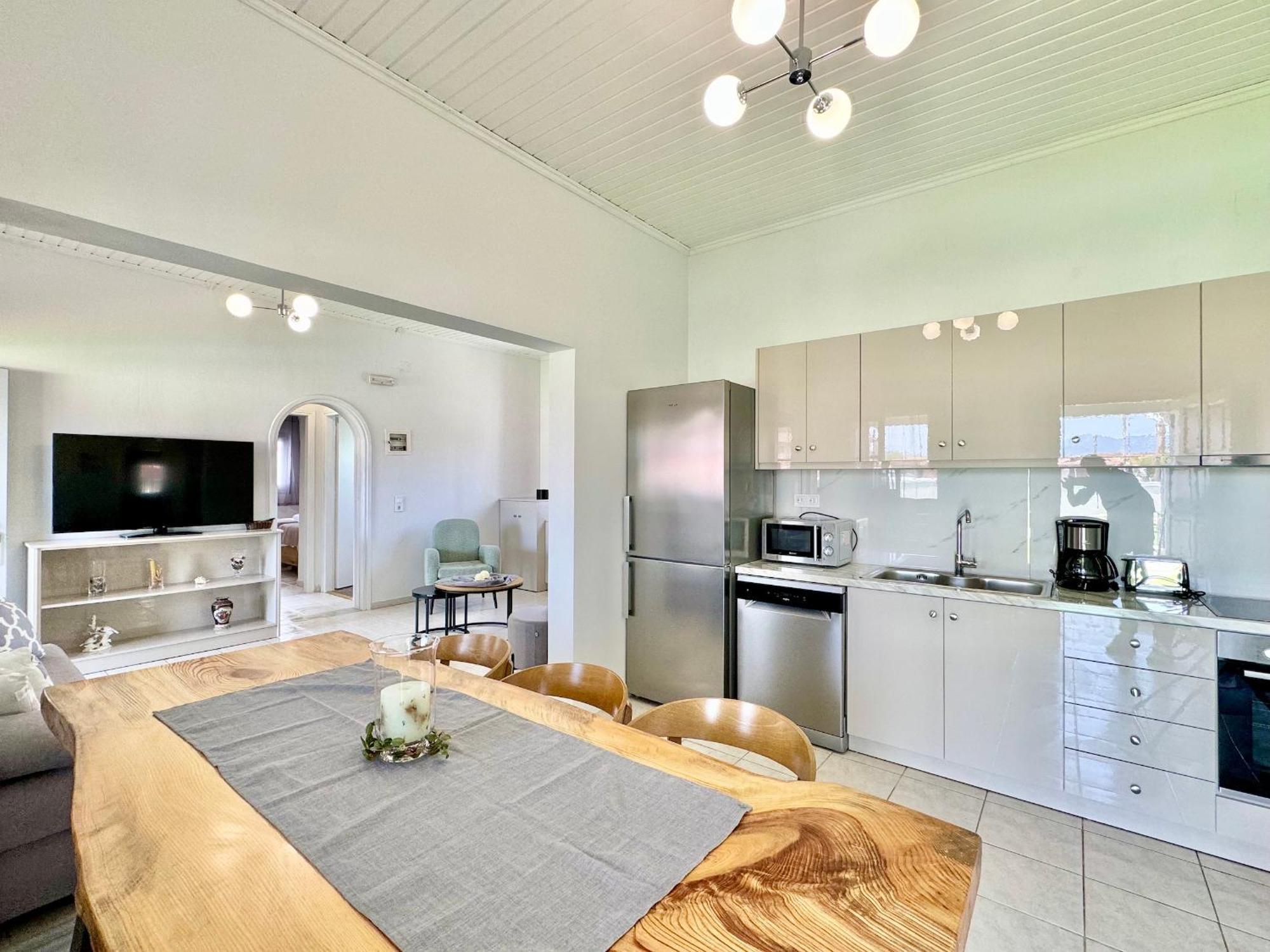 Βίλα Doramarie Sidari With Private Pool By Dadovillas